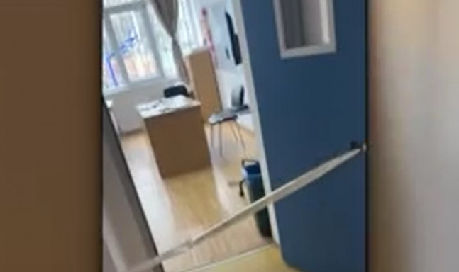 Elevul care a înjunghiat-o pe profesoara de japoneză a fost arestat