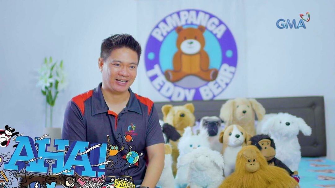 Un producător de jucării din Filipine face replici de pluș ale animalelor de companie decedate
