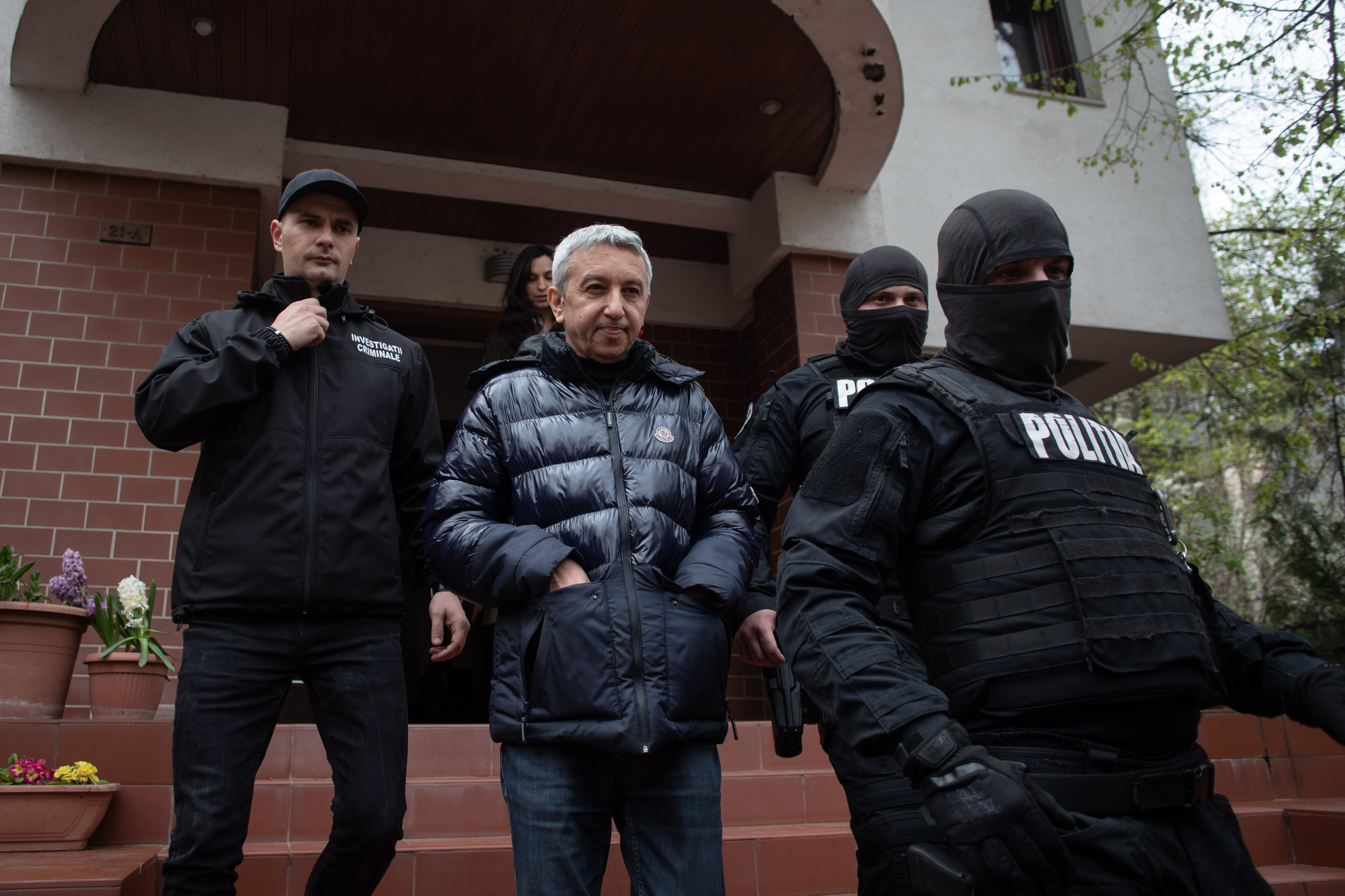 Dan Diaconescu va fi cercetat în arest la domiciliu. Procurorii au contestat decizia instanței