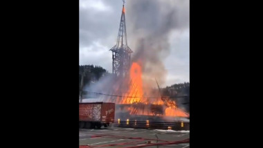 incendiu biserica lemn borsa