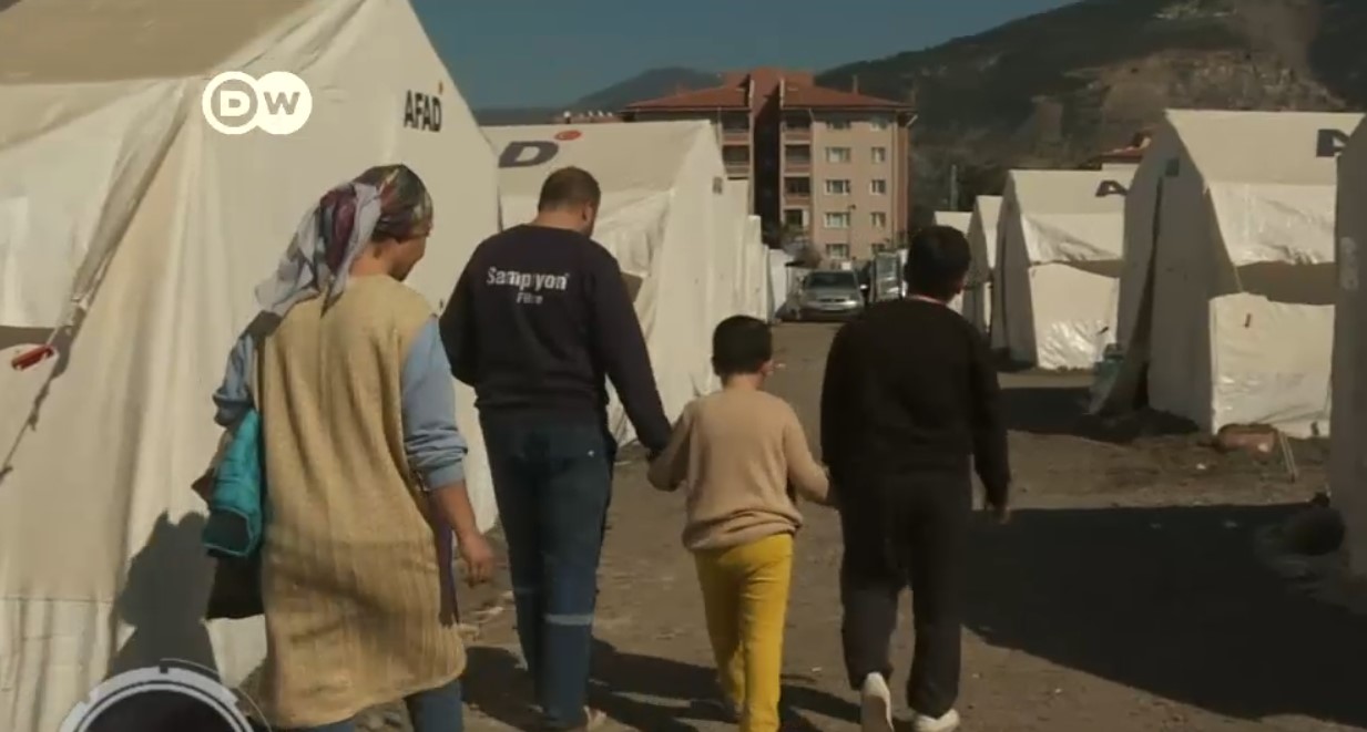 VIDEO Cum arată acum viața supraviețuitorilor cutremurelor devastatoare din Turcia: „De atunci, nu am mai putut să plâng”
