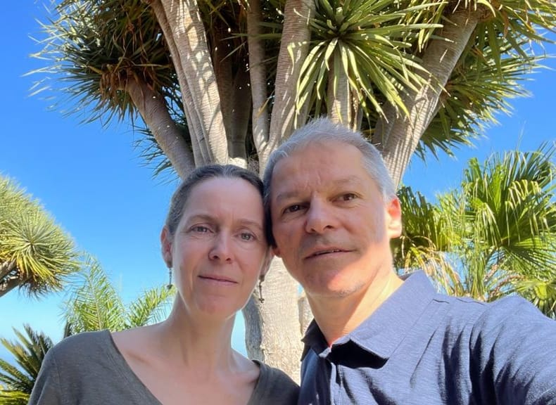 Dacian Cioloș anunță că nu se află cu amanta la Madrid. „Sunt în Spania, e adevărat, dar cu soția mea”