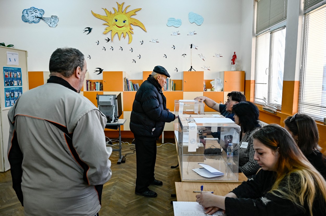 Blocul reformist, foarte mic avans în faţa conservatorilor, la alegerile din Bulgaria (exit-poll)