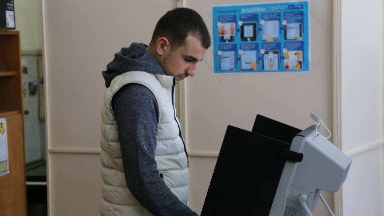 votant la un aparat de vot în Bulgaria