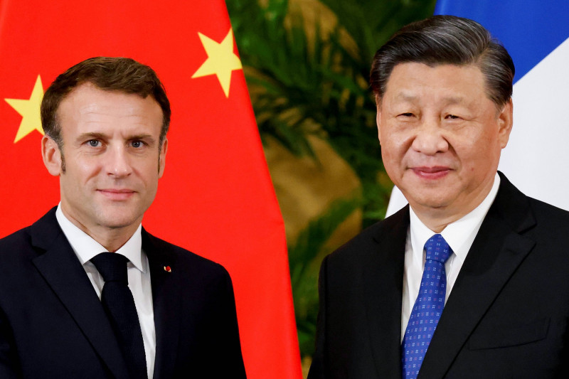 Emmanuel Macron și Xi Jinping