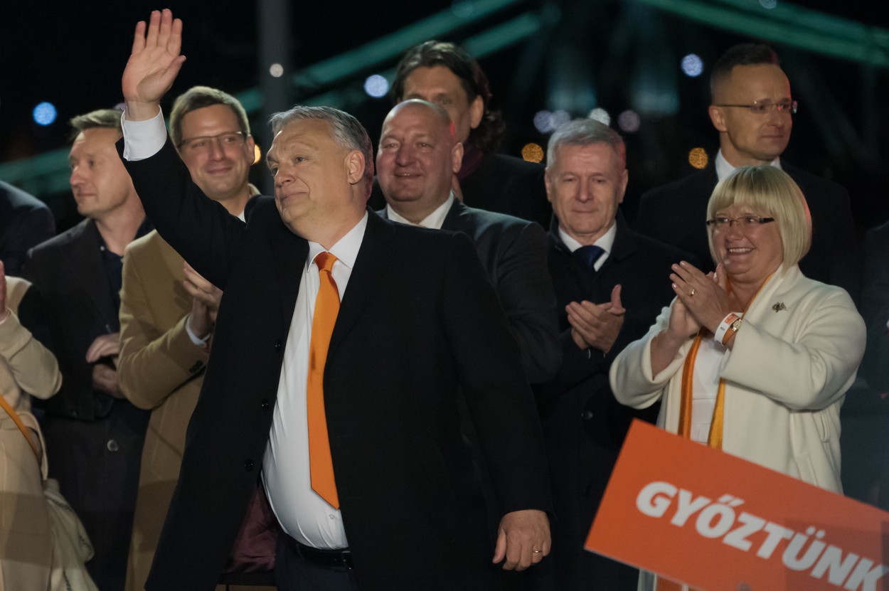 Sondaj: Partidul lui Viktor Orban ar câştiga alegerile din Ungaria și ar obține 3 sferturi din mandatele din Parlament