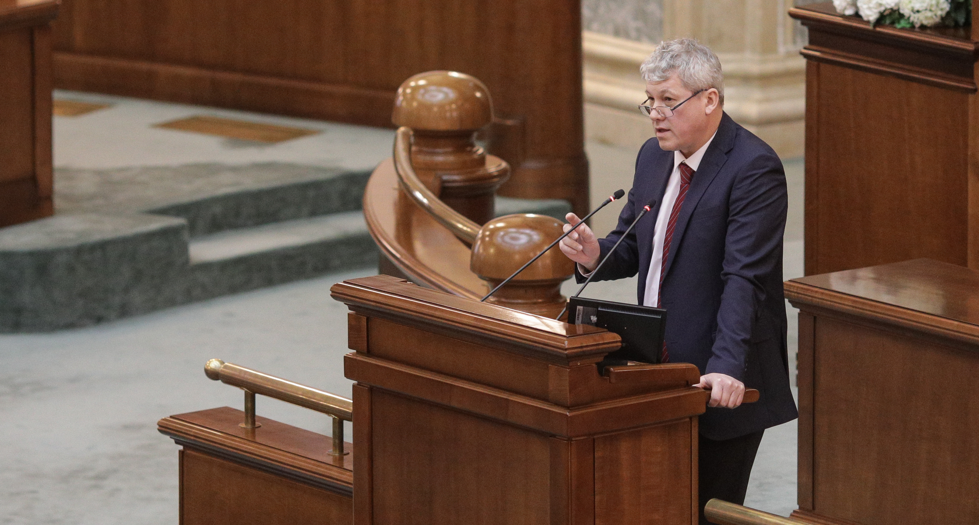 Câte dosare sunt pentru abuz în serviciu și în ce țări din UE e pus un prag. Predoiu a venit cu cifrele în Parlament