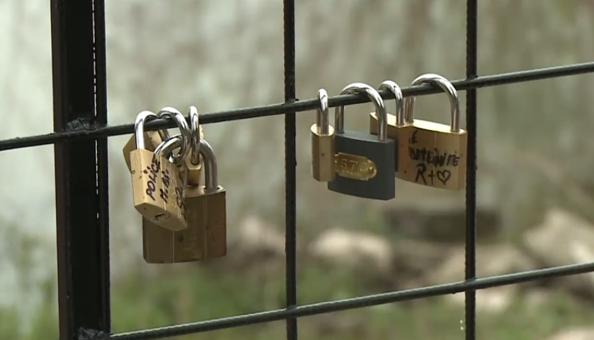 La Calafat, gard ca la Paris. După actualul primar, și-a pus o dorință și fostul edil: Să nu i se îndeplinească cea a succesorului său