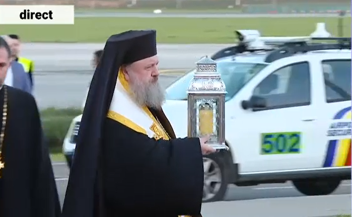 Sfânta Lumină adusă de la Ierusalim va fi oferită, pentru prima dată, și Mitropoliei Basarabiei