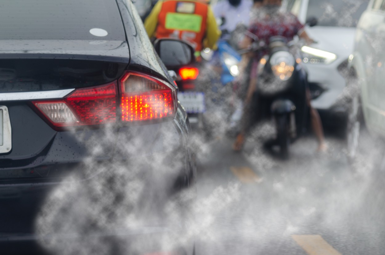 Statele G7 își asumă reducerea la jumătate a emisiilor generate de autovehicule, până în 2035