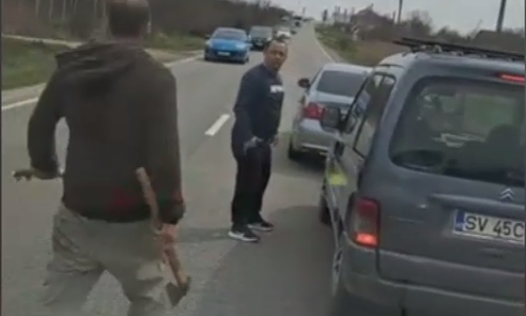 VIDEO. Neînțelegeri în trafic „rezolvate” cu bâta și toporul