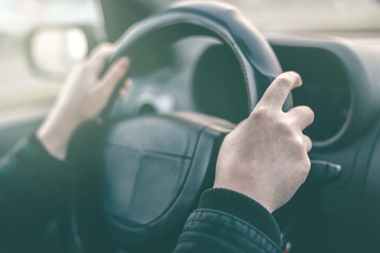 "Oprește sau ești concediat". Cum a învins un român din Marea Britanie sistemul robotizat de HR de la Uber