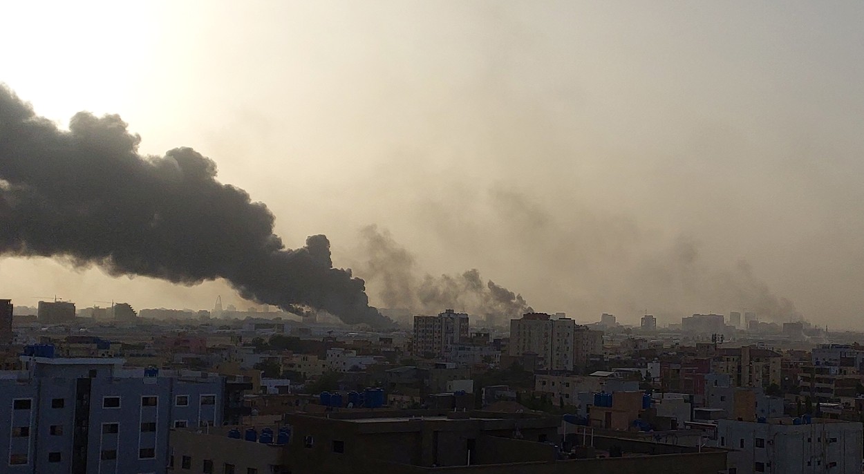 MAE: 46 de persoane au fost evacuate din Sudan, dintre care 39 de cetățeni români și șapte membri de familie ai acestora