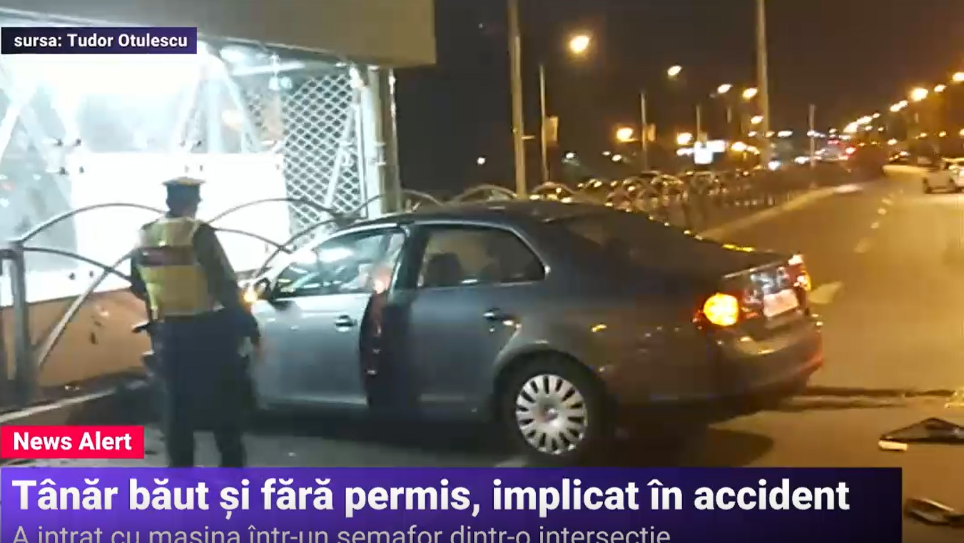 Un șofer beat și fără permis a fugit de polițiști și s-a înfipt într-o stație de metrou. „Eu nu am făcut nimic. Să nu mă mai filmeze!”
