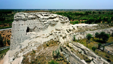 ruinele albe ale unei cetati Xiongnu