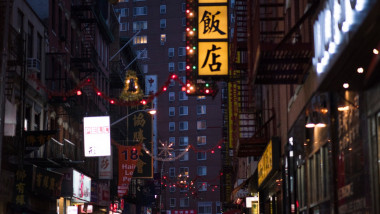 Vedere asupra cartierului Chinatown din New York pe 22 mai 2017.