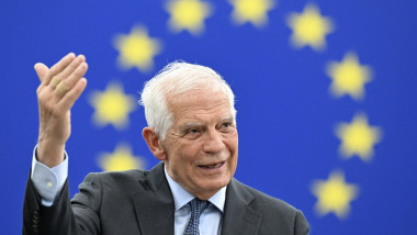 Șeful diplomației europene, Josep Borrell, vorbește în timpul unei dezbateri la Bruxelles despre poziția UE față de tensiunile dintre China și Taiwan pe 18 aprilie 2023.