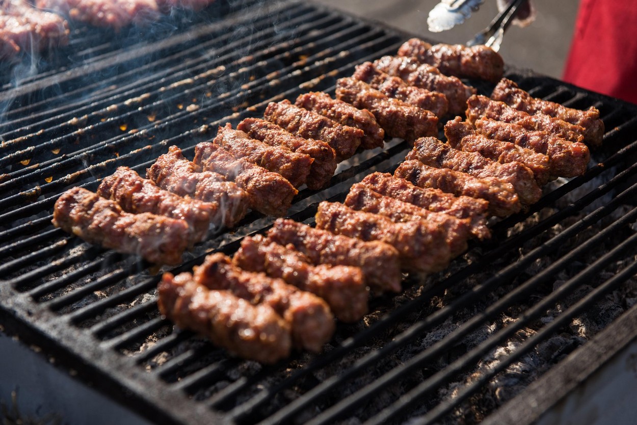 Cererea de mici pentru minivacanţa de 1 Mai, mai mare cu aproximativ 30% faţă de anul trecut