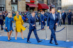 Accueil officiel du Président Emmanuel Macron et de Brigitte Macron par le Roi Willem-Alexander et la Reine Máxima des Pays-Bas au palais royal à Amsterdam