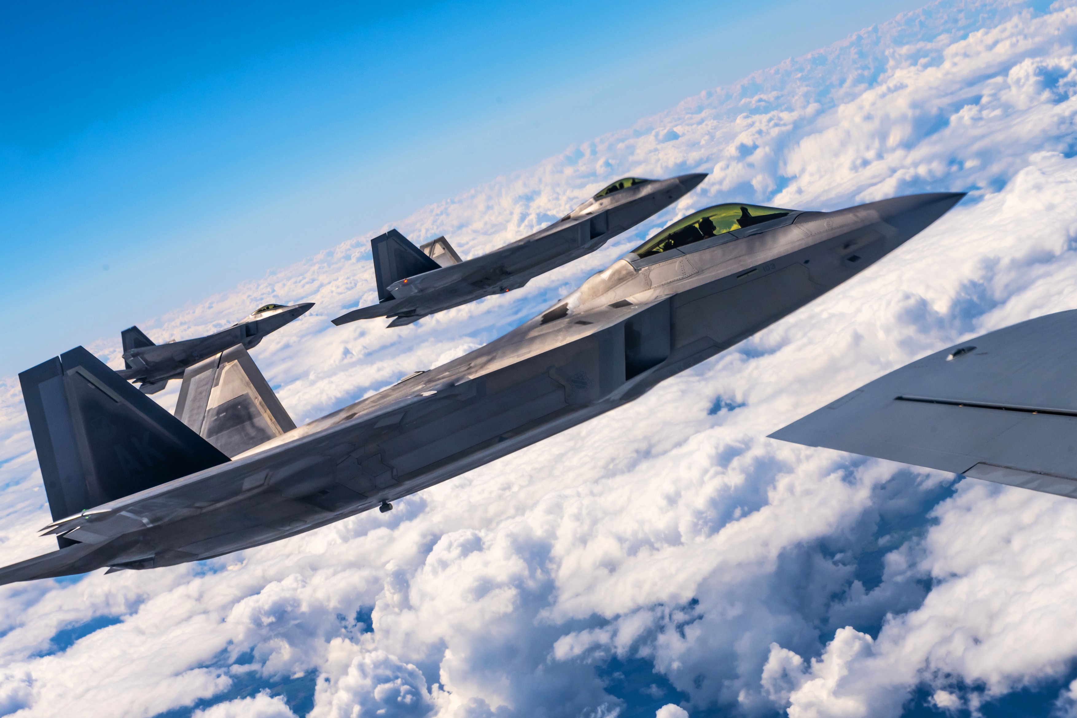 SUA trimit avioane F-22 Raptor pentru „misiuni în regiunea Mării Negre”