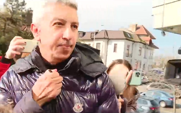 Imagini cu Dan Diaconescu la Tribunalul Constanța. Procurorii cer arestarea lui, el vrea să scape de orice interdicție