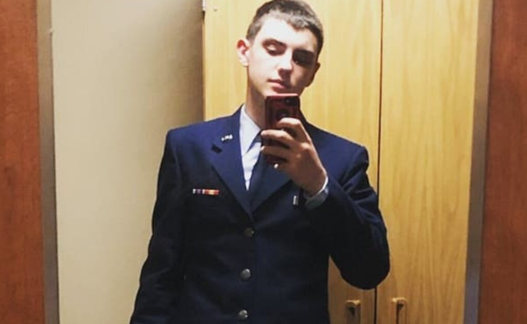 Jack Teixeira, militarul acuzat că a scurs documente secrete ale Pentagonului, rămâne în arest