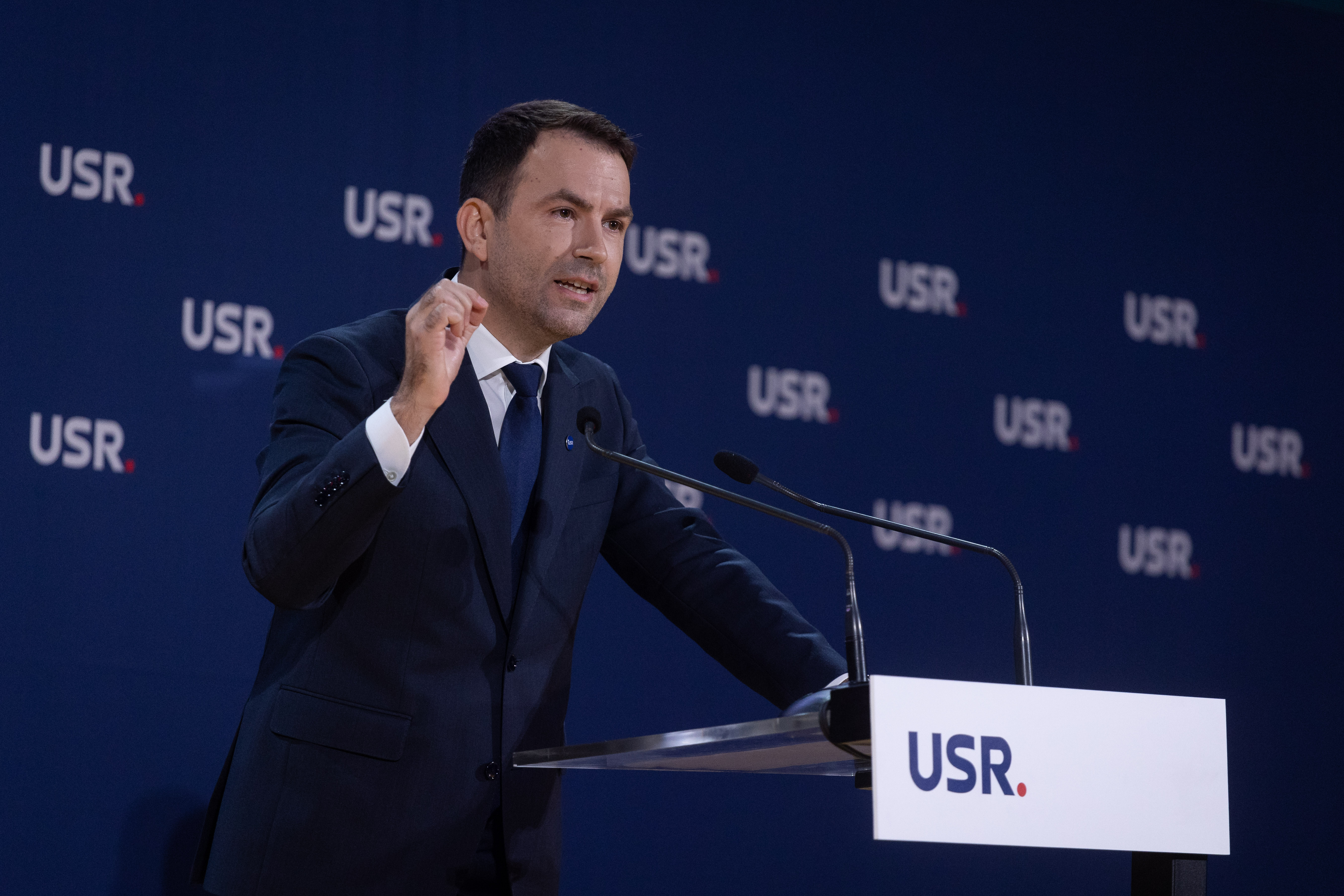 Cum poate câștiga opoziția alegerile