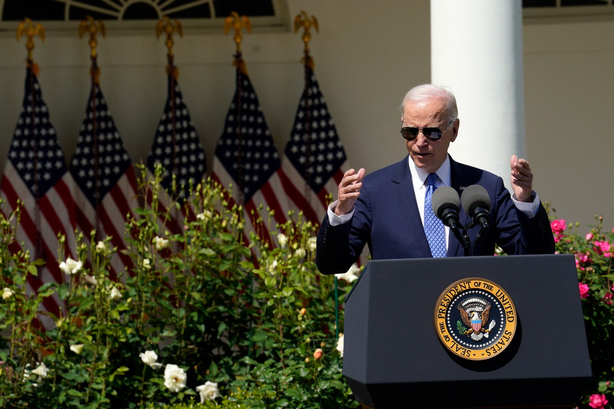 Joe Biden și-ar putea anunța oficial candidatura marți