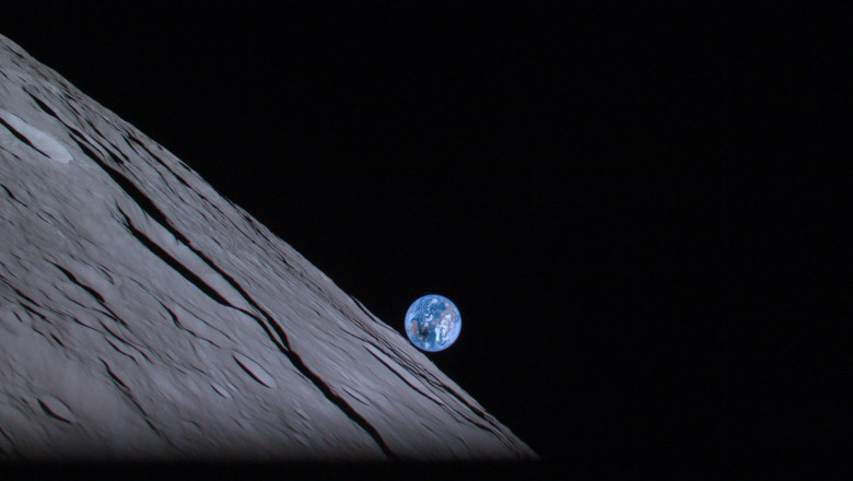 O fotografie cu Pământul făcută din apropierea Lunii de către modulul lunar japonez Hakuto-R pe 24 aprilie 2023.