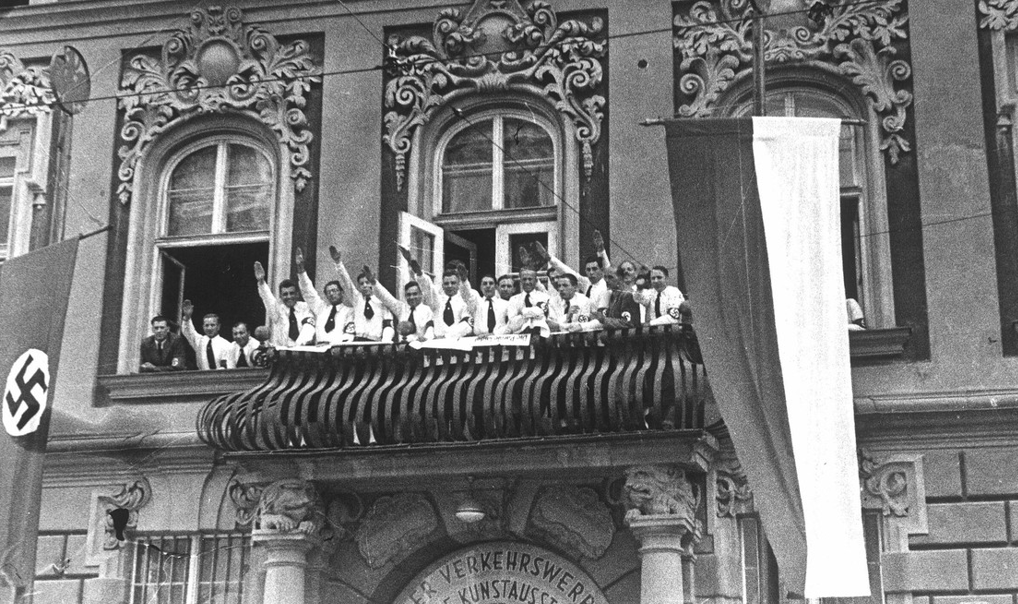 Dezbateri aprinse în Austria din cauza unor imnuri regionale de inspirație nazistă