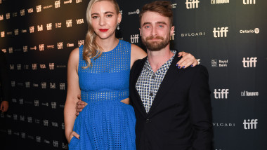 Daniel Radcliffe și partenera sa, Erin Darke