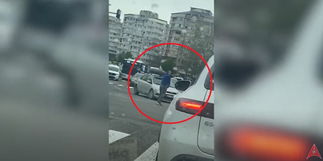 Un șofer din Constanța a coborât din mașină și a dirijat traficul, exasperat de haosul din intersecție
