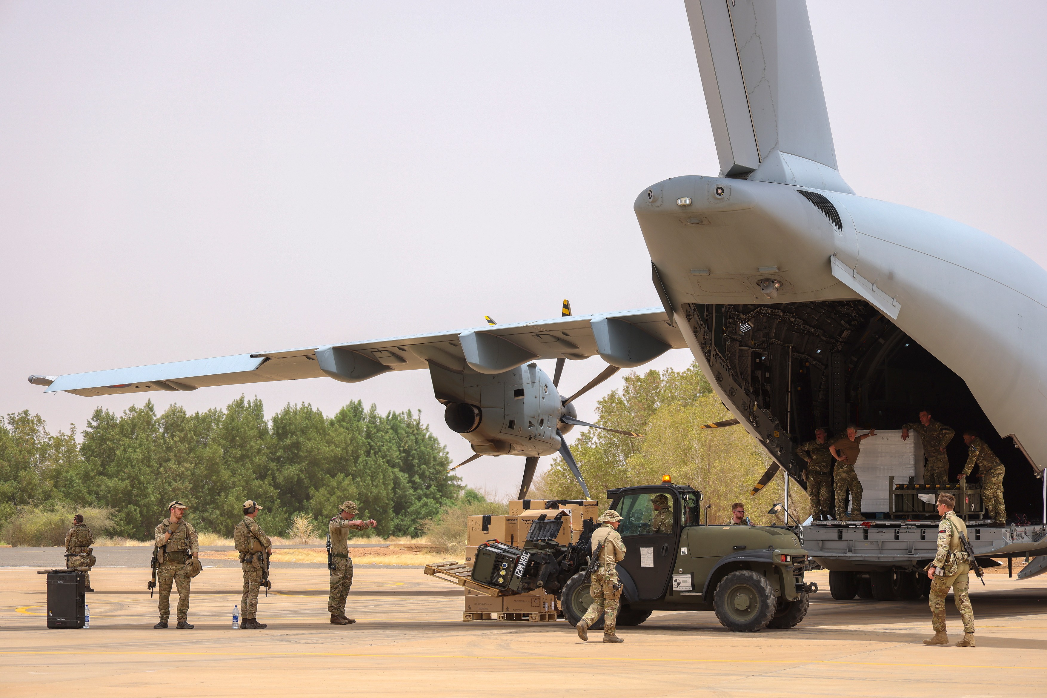 Germania acuză Marea Britanie că a întârziat evacuarea cetățenilor săi din Sudan. UK: „O prostie totală”