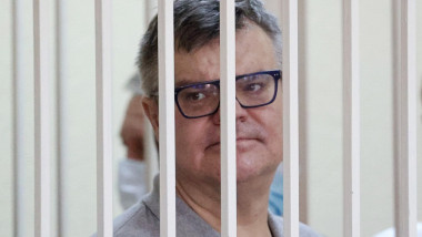 Viktor Babariko in cusca in tribunal