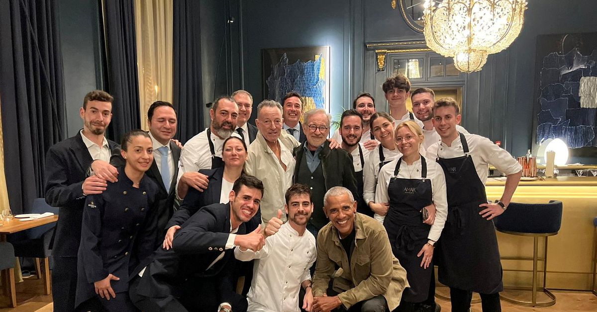 Cum s-au întâlnit Barack Obama, Steven Spielberg şi Bruce Springsteen într-un restaurant din Barcelona
