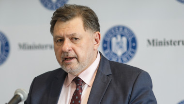 Ministrul Sănătații, Alexandru Rafila, face declarații de presă la sediul Ministerului Sănătății din București pe 8 martie 2022.