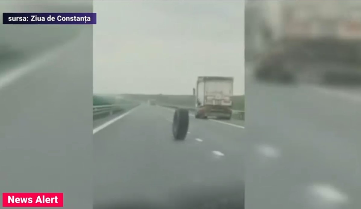 VIDEO O roată desprinsă de la un TIR a pus în pericol șoferii care circulau pe Autostrada A2