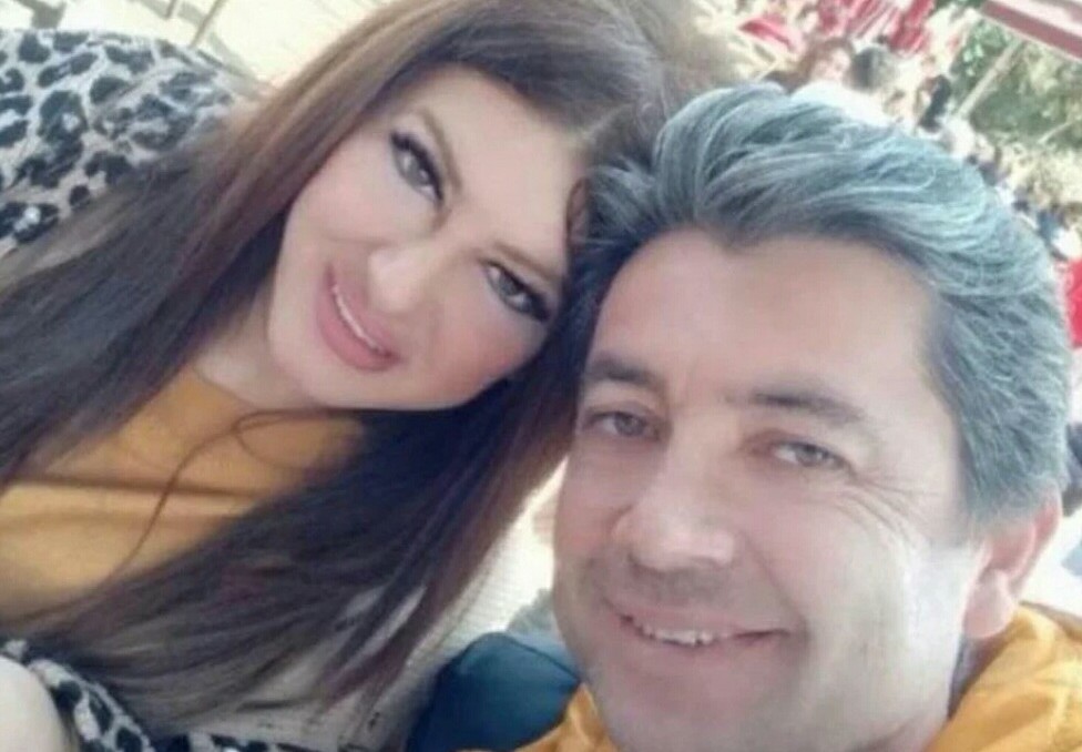 Un judecător de divorțuri a fost înjunghiat de soția sa, când i-a spus de ce vrea să se despartă de ea. Femeia s-a aruncat pe geam