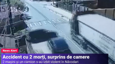 Momentul în care două mașini și un TIR se izbesc violent, în Năvodari