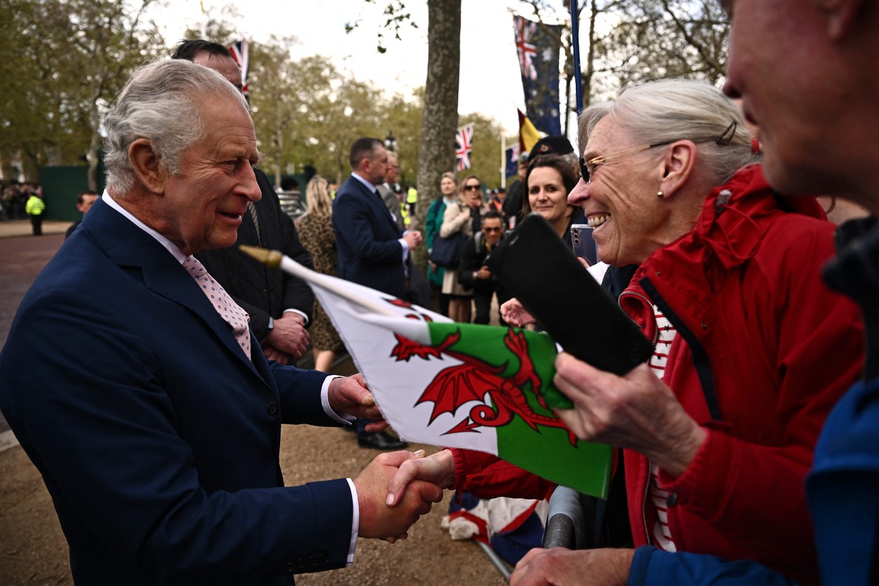 Corespondență din Londra. Regele Charles a făcut o baie de mulțime, în ajunul încoronării
