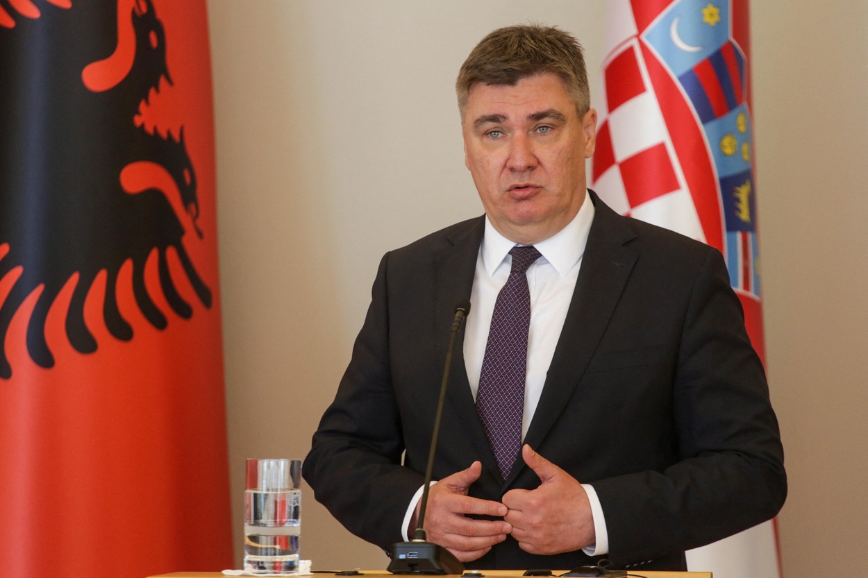 Președintele Croației ratează ceremonia încoronării Regelui Charles, după ce avionul cu care trebuia să zboare la Londra s-a defectat