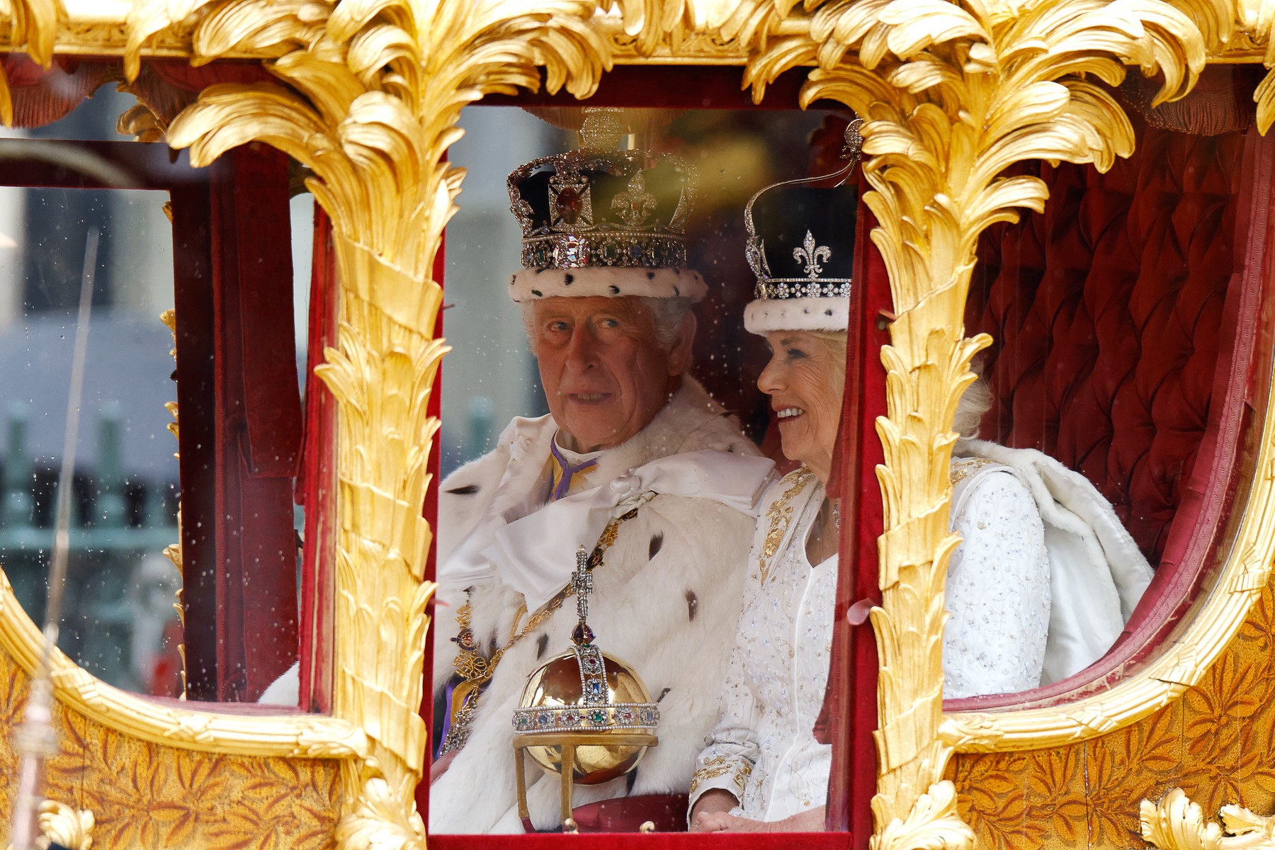 Ce audiență a avut încoronarea regelui Charles al III-lea. Mai mulți telespectatori s-au uitat la încoronarea mamei sale acum 70 de ani