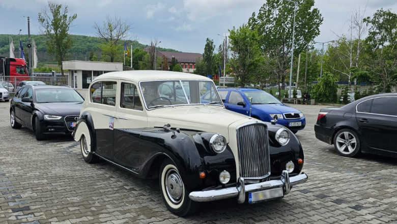 „Princess Limousine”, mașina în care se afla fiica reginei Elisabeta când un bărbat a încercat să o răpească, a ajuns la RAR Iași