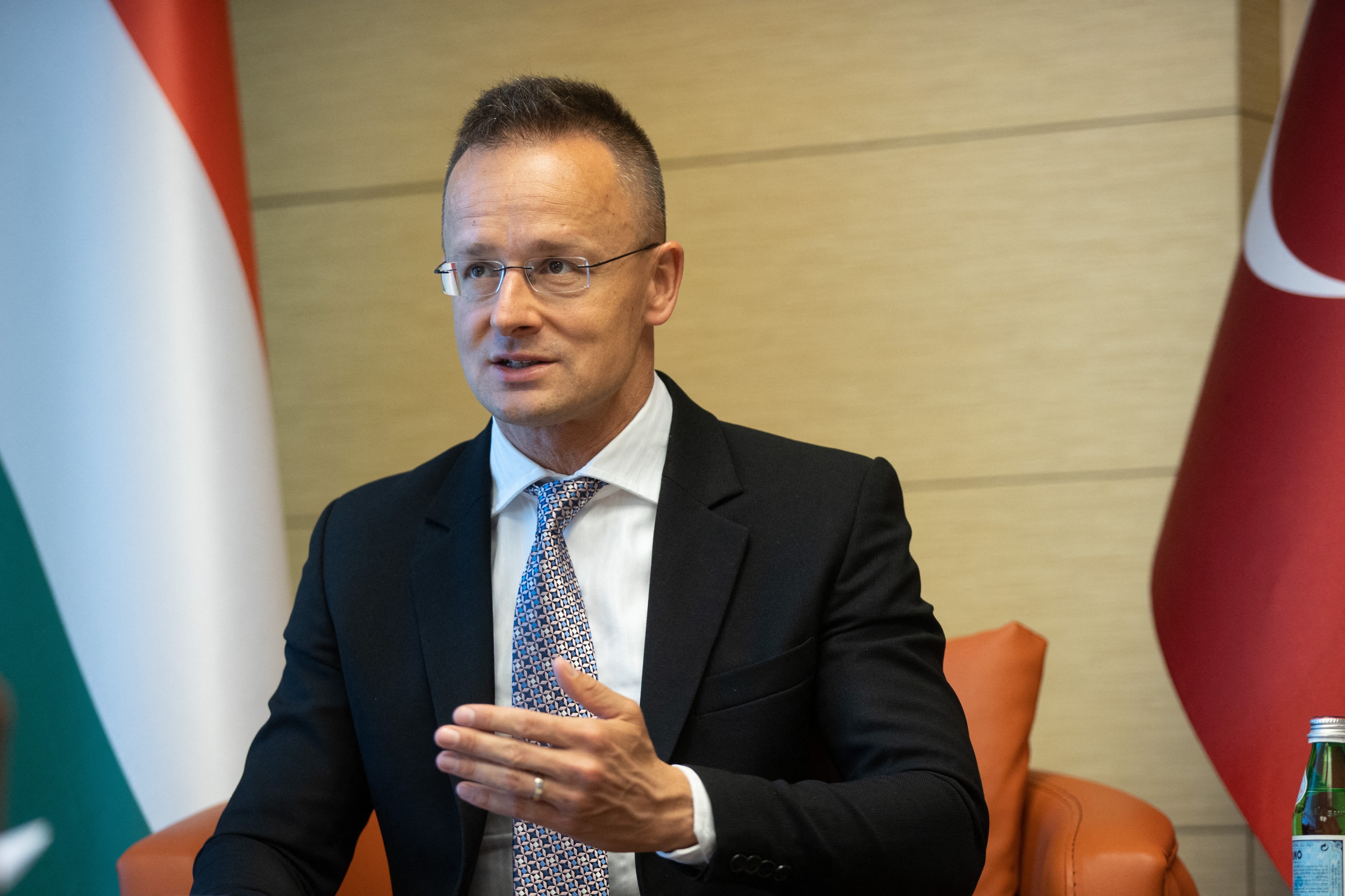 Ungaria se bucură pentru candidatura lui Iohannis la NATO: Dacă trebuie întărit flancul de Est, și secretarul general să fie din Est