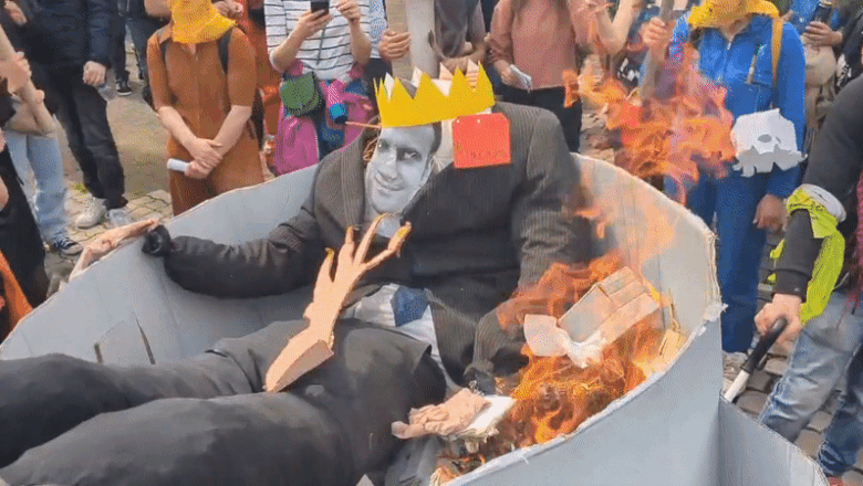 Proteste violente în Franța: Peste 2 milioane de demonstranți în toată țara. Protestatarii au ars un manechin cu chipul lui Macron