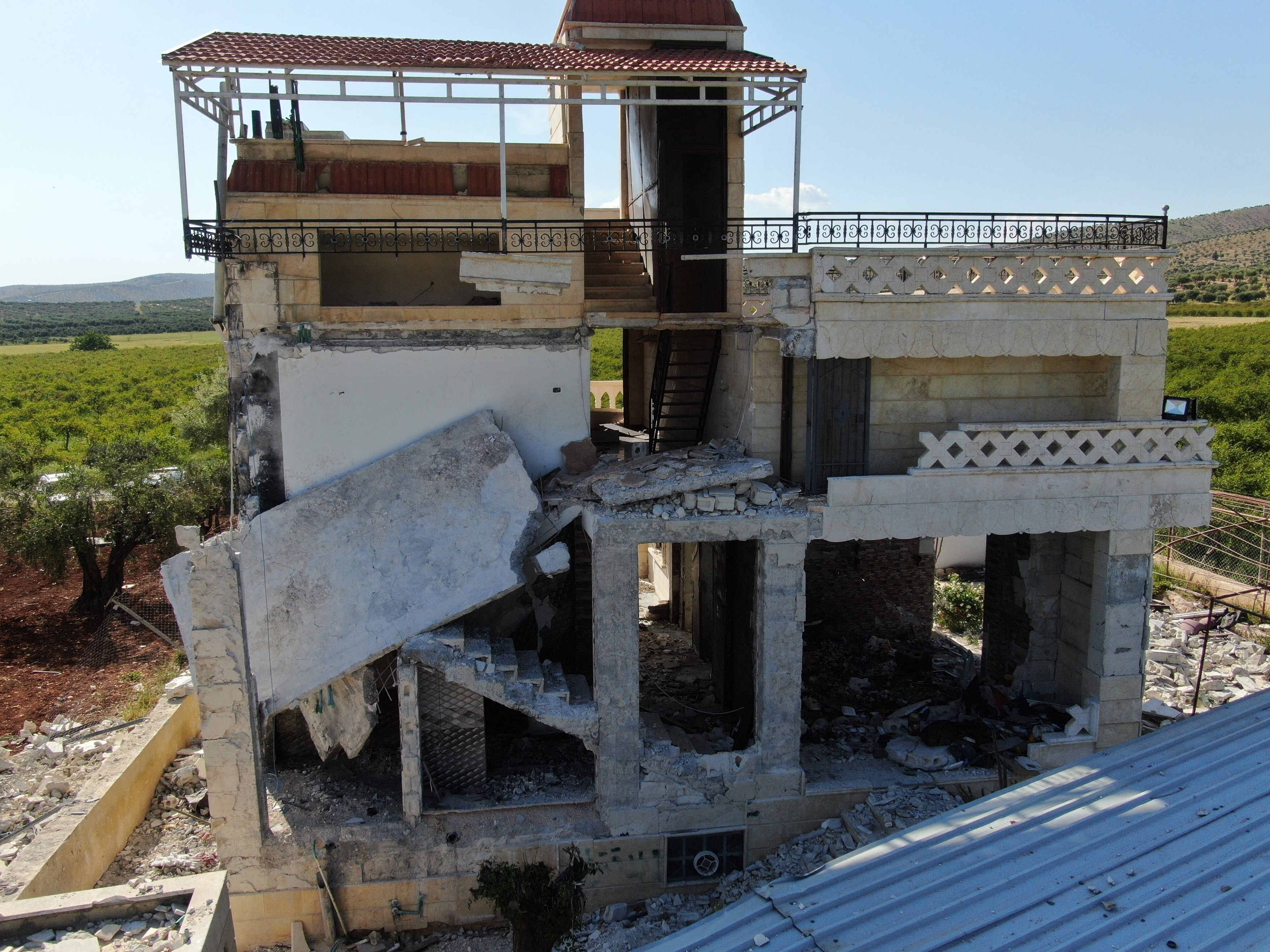 Liderul Statului Islamic s-a detonat în Siria, dezvăluie presa turcă