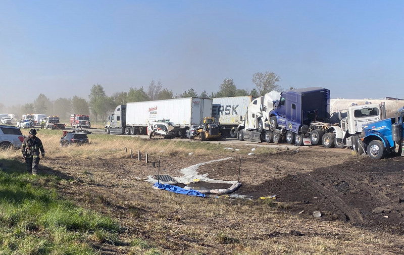 O furtună de praf a lovit o autostradă din Illinois, SUA