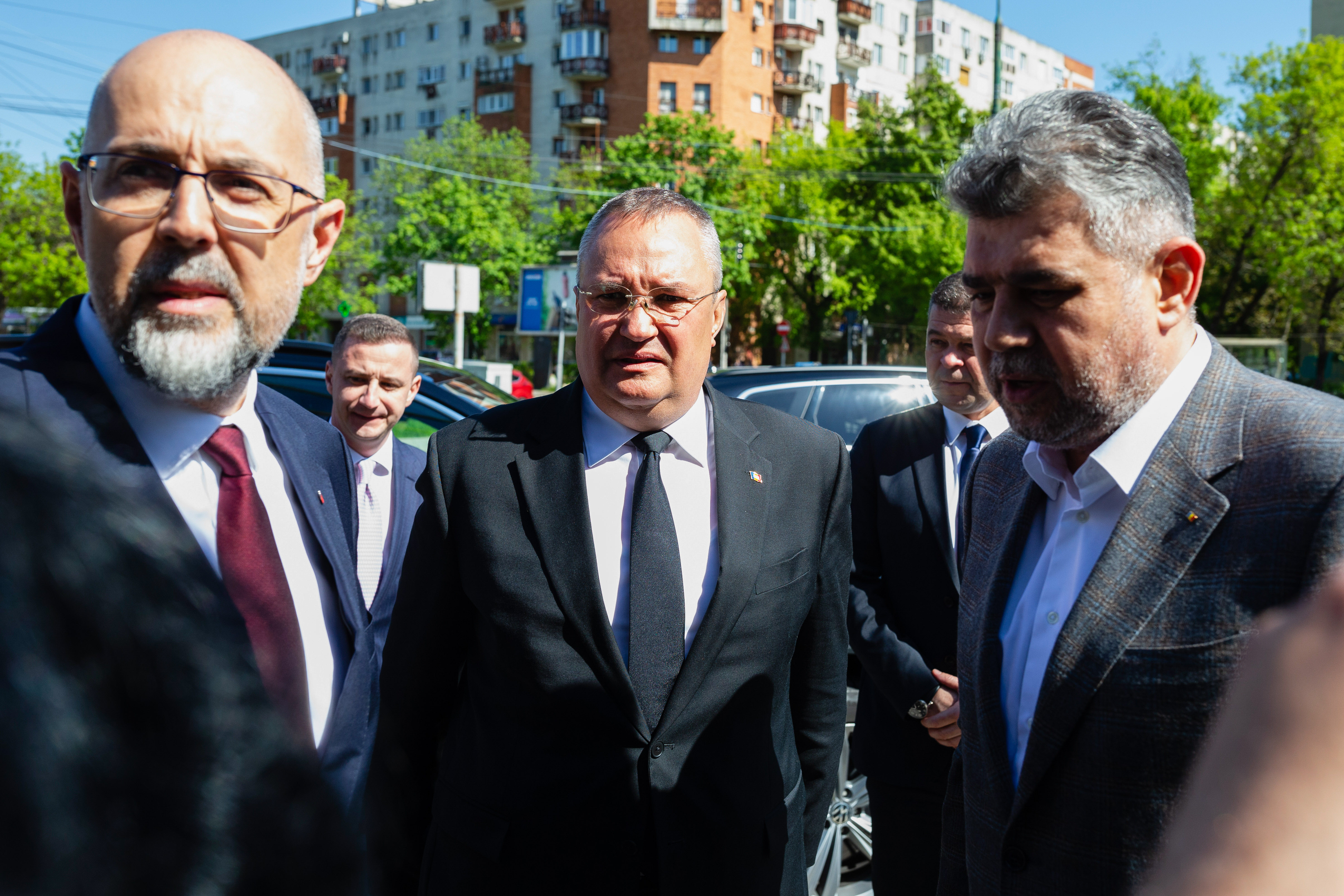Liderii Coaliției, ședință la Guvern. Discută despre renegocierea PNRR, reducerea cheltuielilor și suprataxarea veniturilor mari