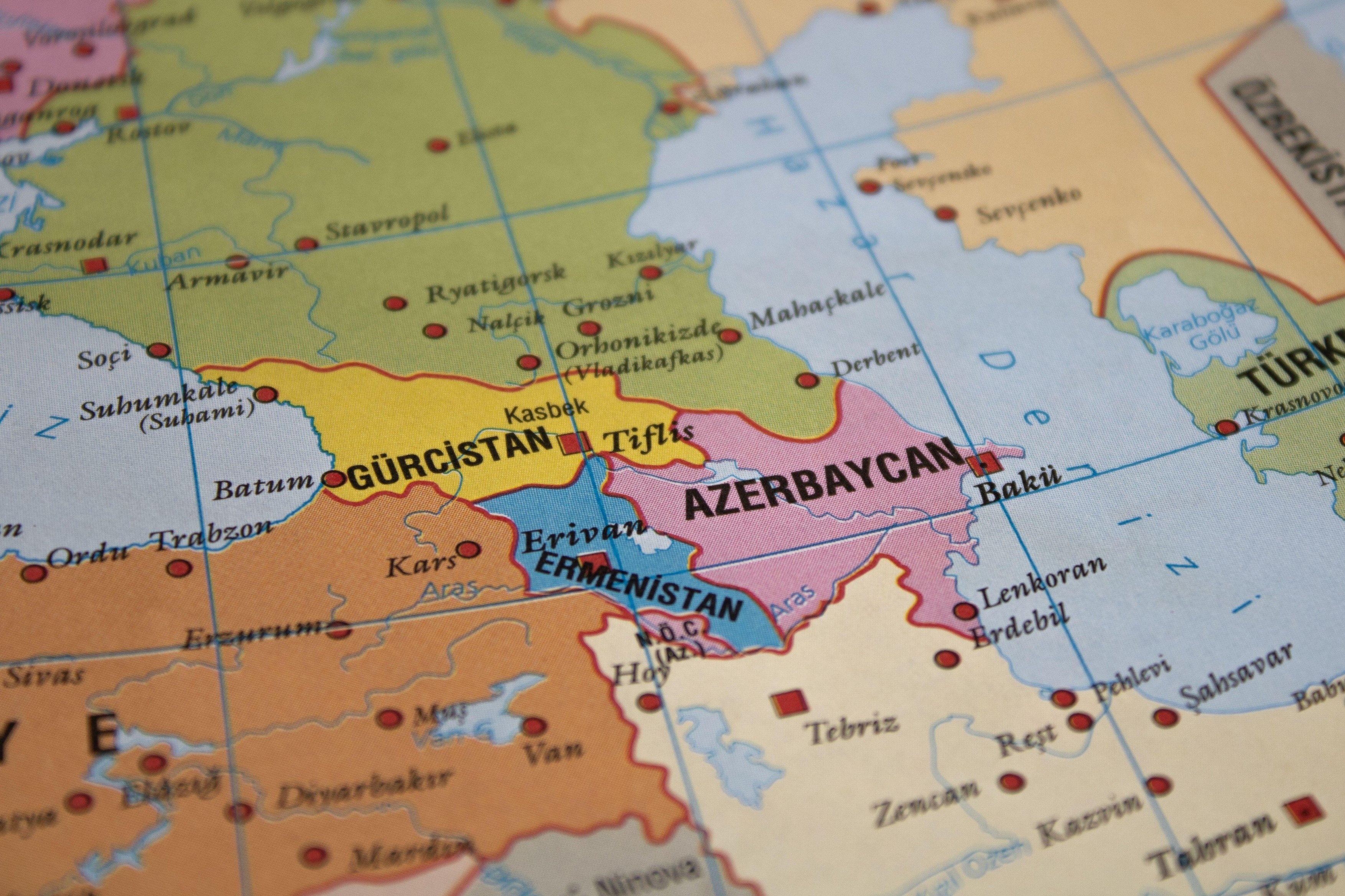 Azerbaidjanul acuză Iranul că a încercat să dea o lovitură de stat la Baku și anunță că a arestat 9 presupuși agenți
