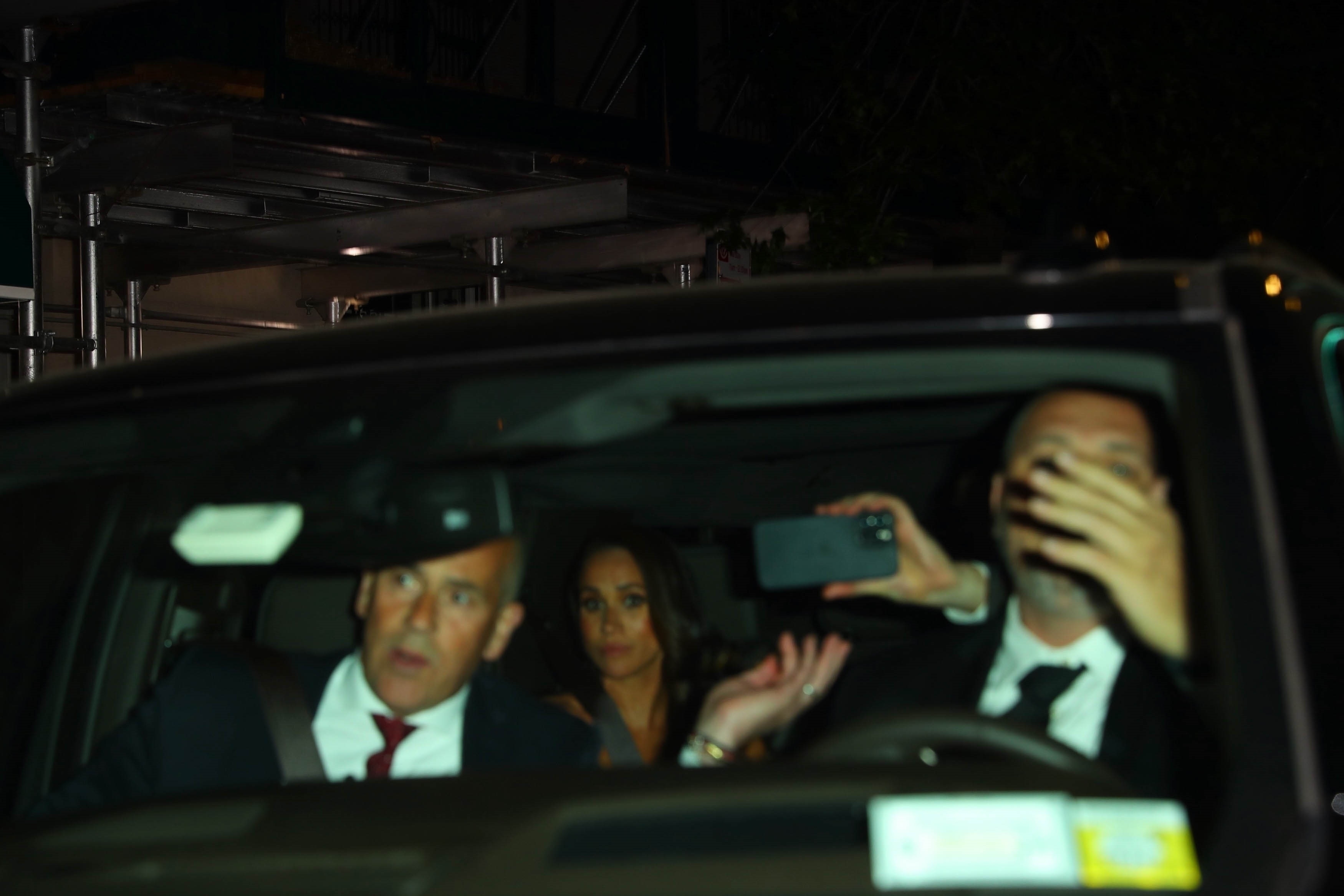 Harry și Meghan au fost implicați într-o „urmărire aproape catastrofală cu mașina” cu paparazzi, în New York